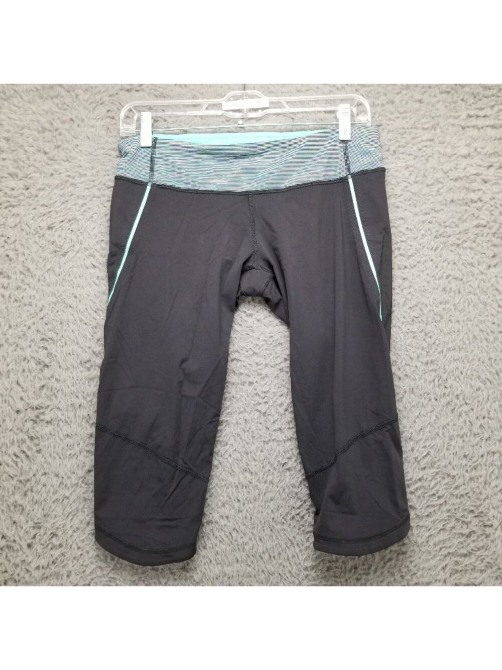Lululemon Pants Womens 8 Black Green Stretch Cropped Leggings